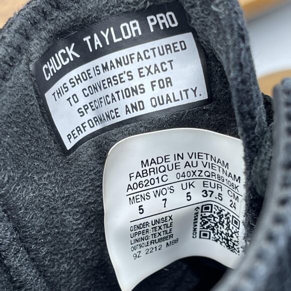 Converse Chuck Taylor All Star Pro Shoes Womens Size 7 Black Gum Corduroy Casual - Picture 8 of 8